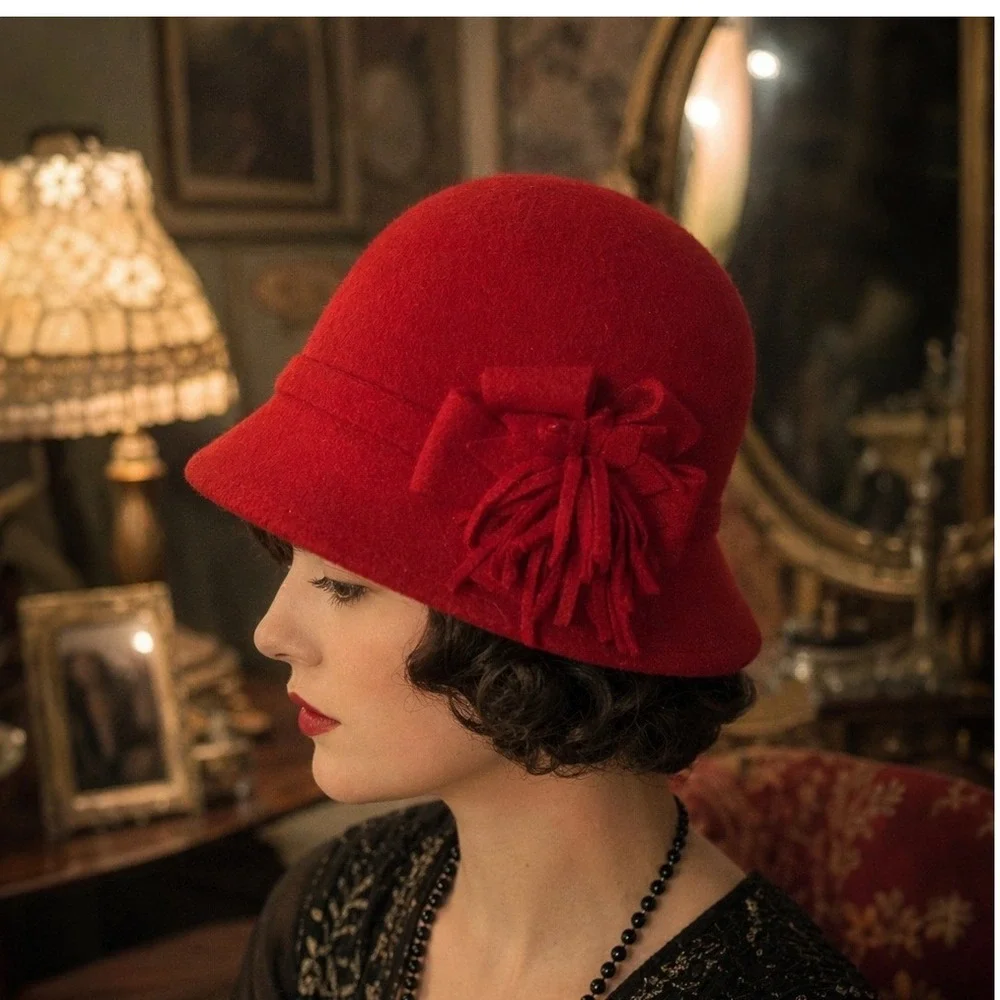 Vintage Betmar‎ Cloche Hat Red Wool Bow 1920s Flapper Style Theater Costume